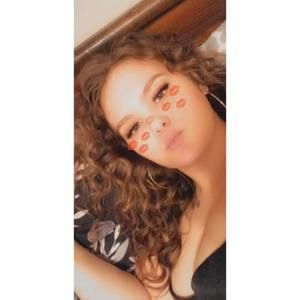 Meet your Posher, Michaela